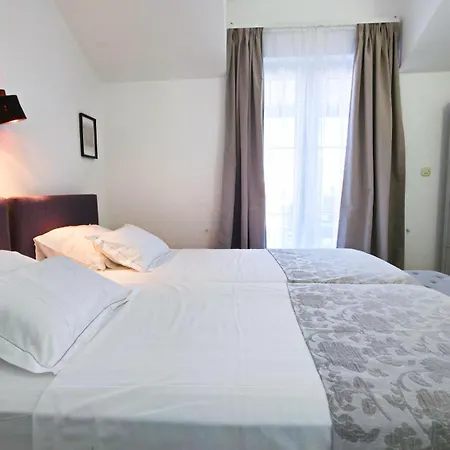 Tri Ferala - Apartment