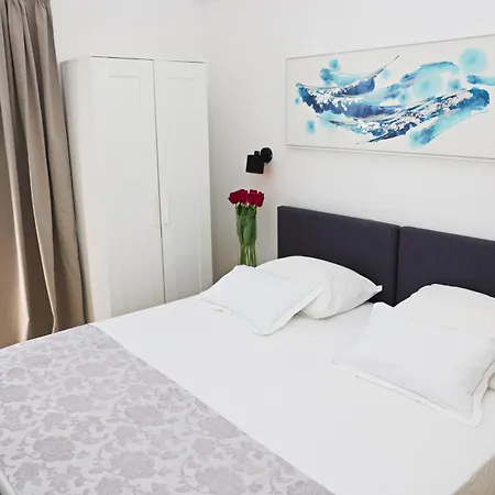 Apartment Tri Ferala -