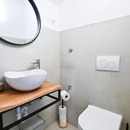 Apartamento Tri Ferala - Pakoštane