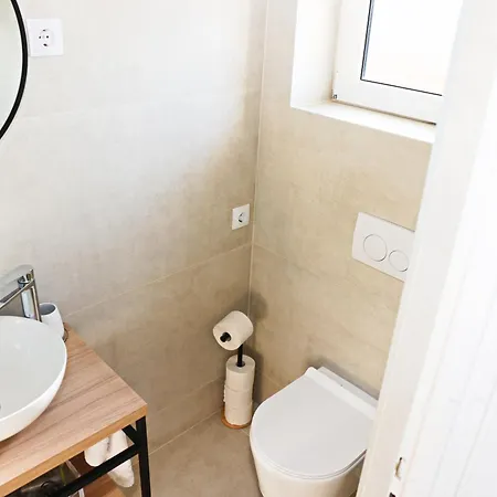 Tri Ferala - Apartamento Pakoštane
