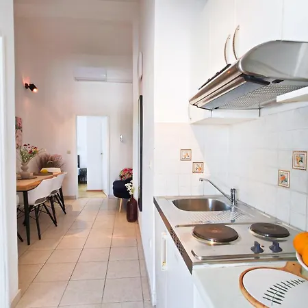 Apartamento Tri Ferala - Pakoštane