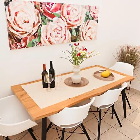 Apartamento Tri Ferala - Pakoštane