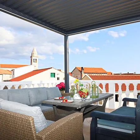 Apartamento Tri Ferala - *