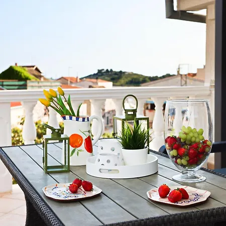 Apartamento Tri Ferala - Pakoštane